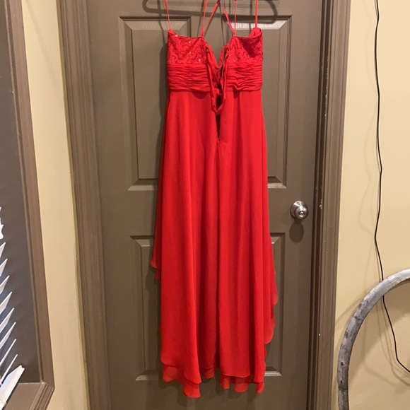 Strapless red dress - Picture 4 of 6